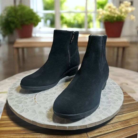 Dansko $200 Daisie Waterproof Suede Chelsea Boot Women’s EU 42 - Picture 3 of 12